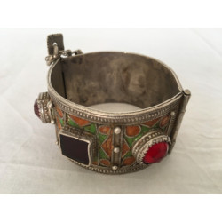 Bracelet très ancien coloré en argent
