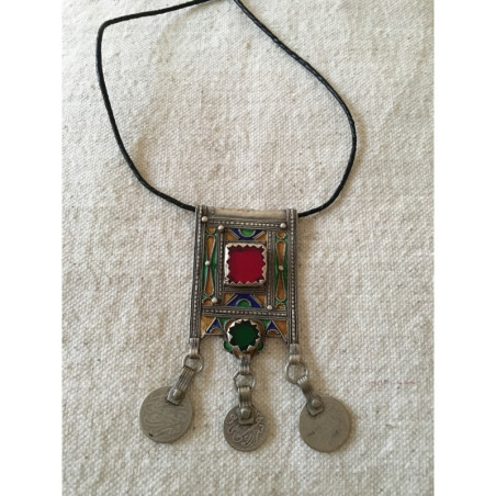 Collier cordon + pendentif berbère ancien marocain