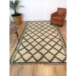 Magestueux tapis berbère Beni Ouarain motifs marrons gris sur fond beige