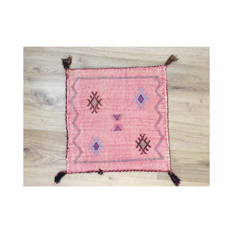 Trois housses de coussins berbères Sabra rose pastel