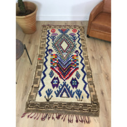 Tapis berbère Boujad coloré motifs ethniques