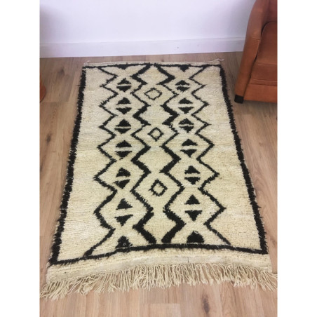 Tapis ancien Beni Ouarain écru et marron foncé