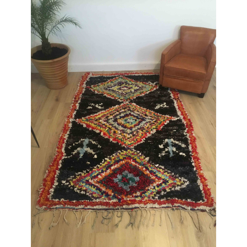 Tapis Boucherouite au fond noir
