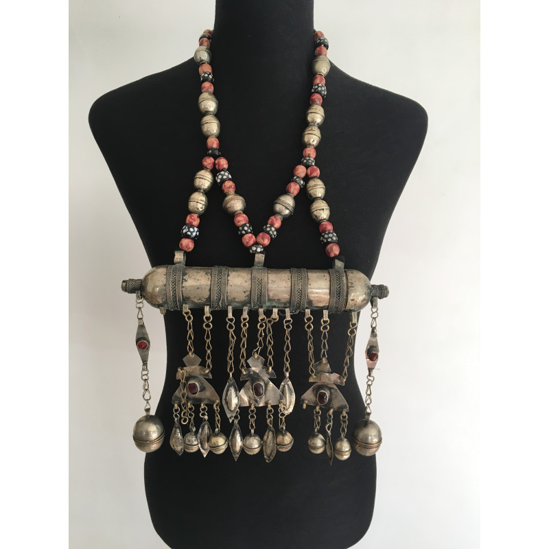 Collier très ancien, pièce rare H (sous cou) 43 X L23