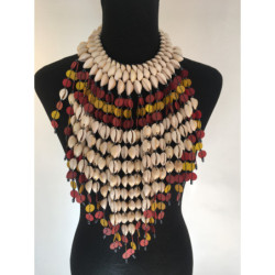 Collier de coquillages