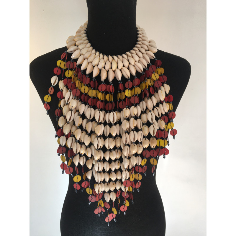 Collier de coquillages