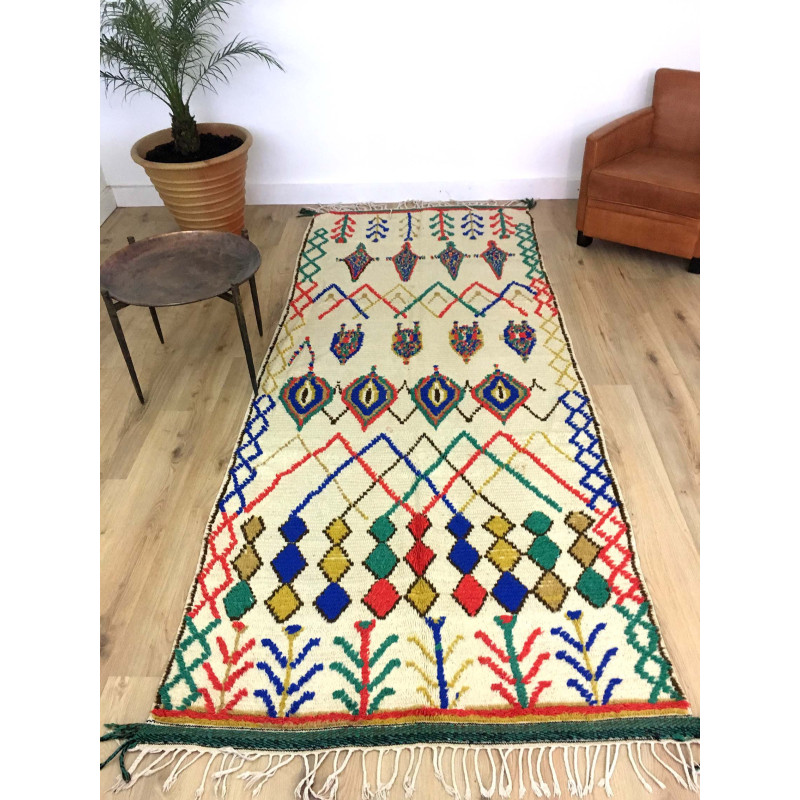 Tapis berbère Azilal fond écru, motifs jaunes, bleus, verts, rouges