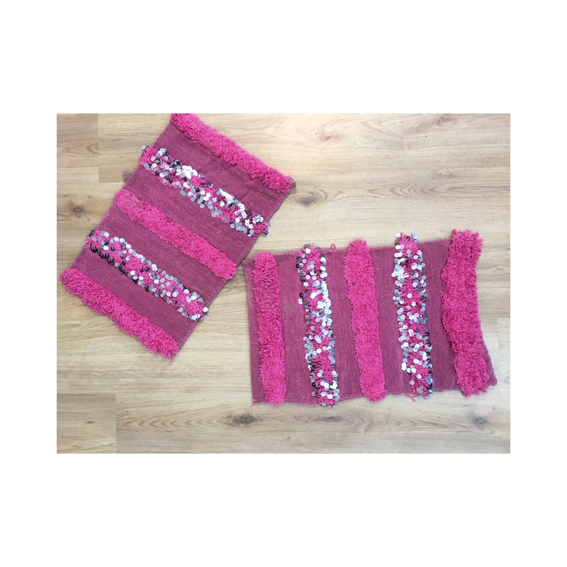Coussin berbère Handira rose et paillettes argentées